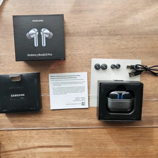 Galaxy Buds 3 Pro Premium Master Copy - ANC Edition - zenipick 7 Samsung Galaxy Buds 3 Pro Master Copy with AI Adaptive ANC, Bluetooth 5.3 wireless earbuds, LED blade design, Type-C charging case – zenipick premium edition